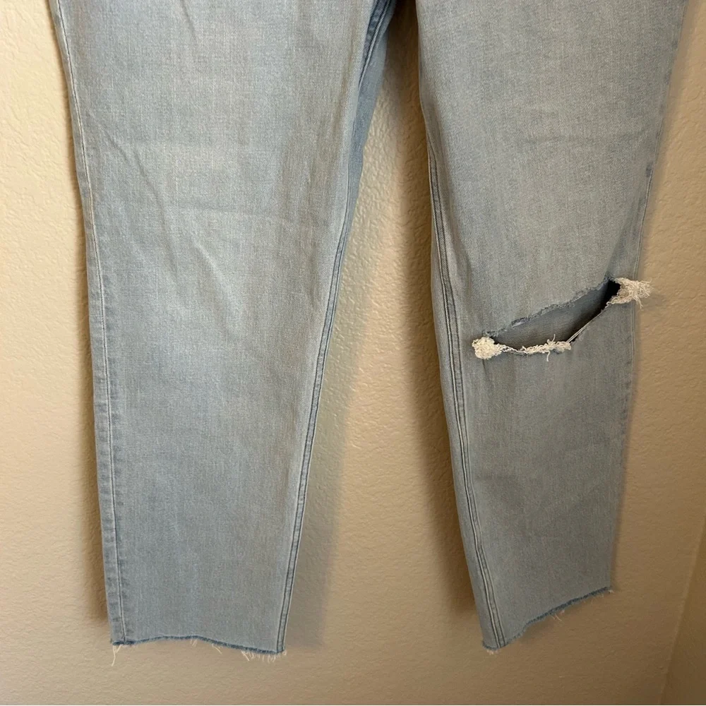 NWT, Abercrombie & Fitch Curve Love The Ankle Straight Ultra High Rise Jeans, 30 - Picture 4 of 11
